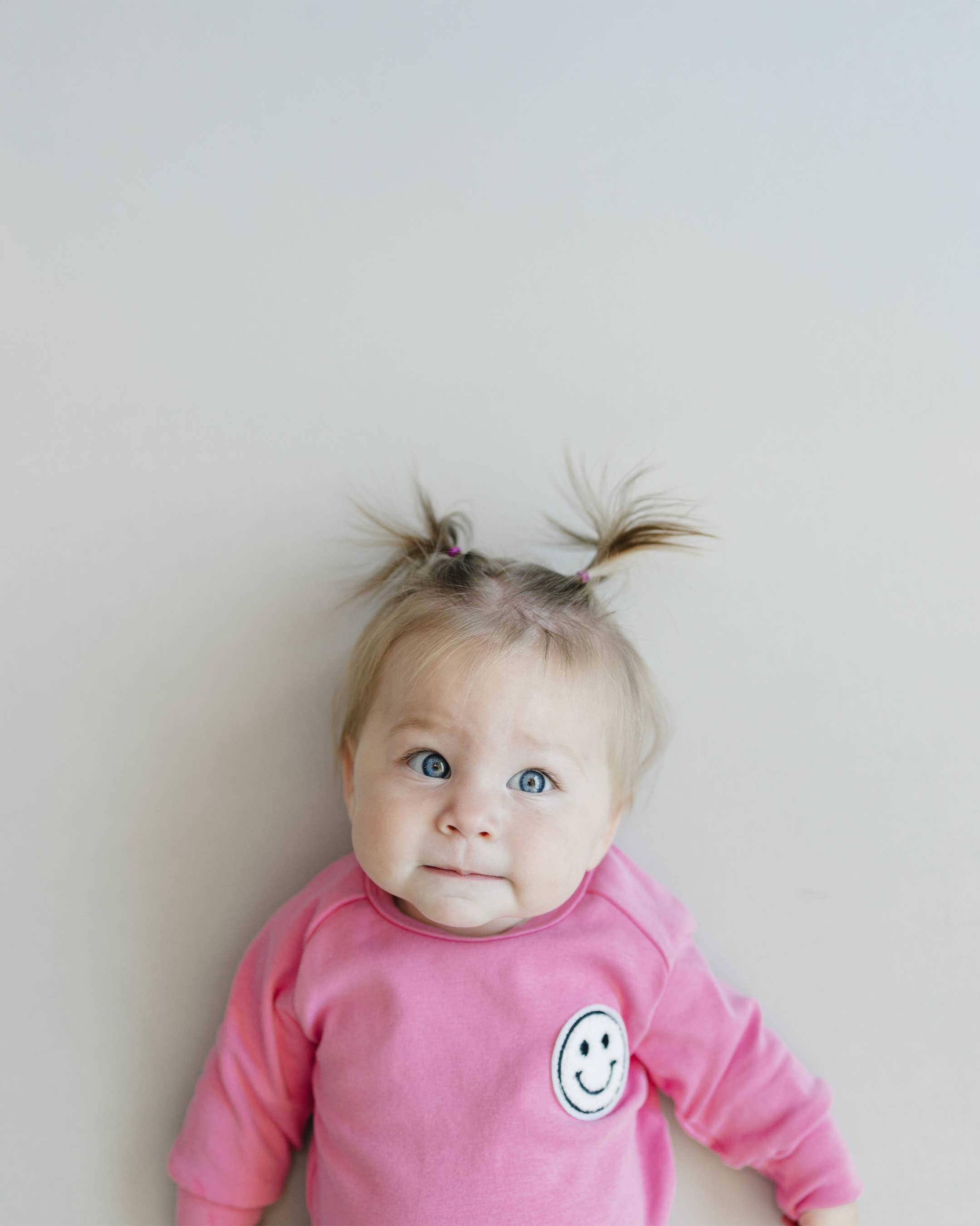 Smiley Bubble Gum Lounge Set, Lucky Panda Kids - RSVP Style